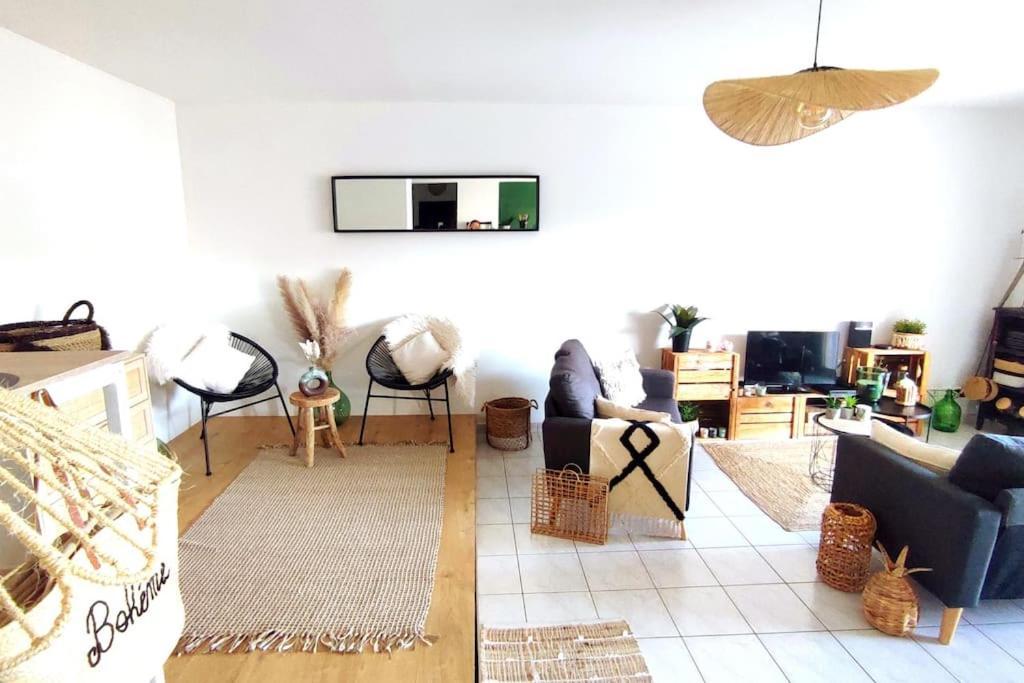 Appartement Un Nid D'Amour à Ruoms Extérieur photo