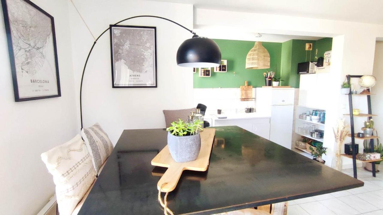 Appartement Un Nid D'Amour à Ruoms Extérieur photo