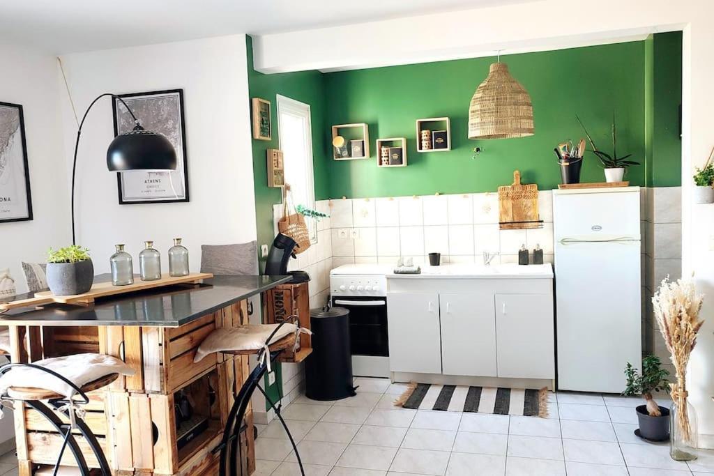 Appartement Un Nid D'Amour à Ruoms Extérieur photo