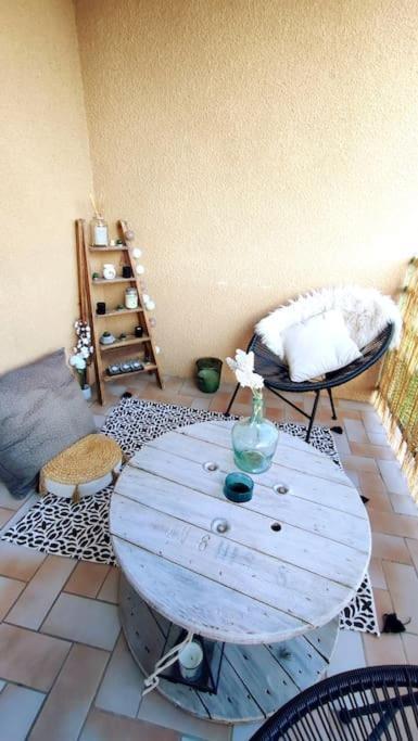 Appartement Un Nid D'Amour à Ruoms Extérieur photo