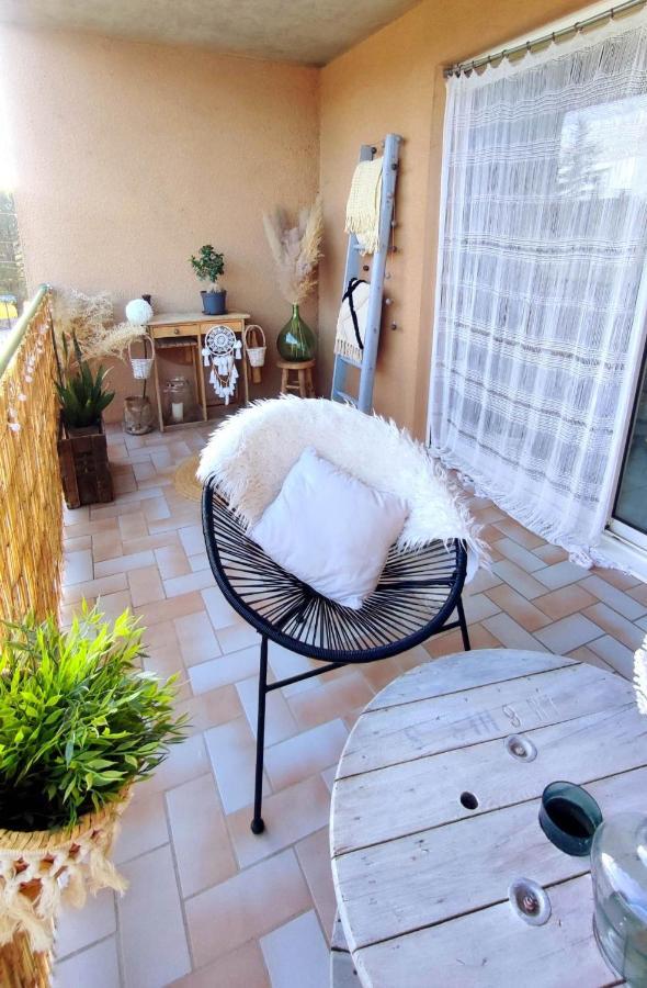 Appartement Un Nid D'Amour à Ruoms Extérieur photo