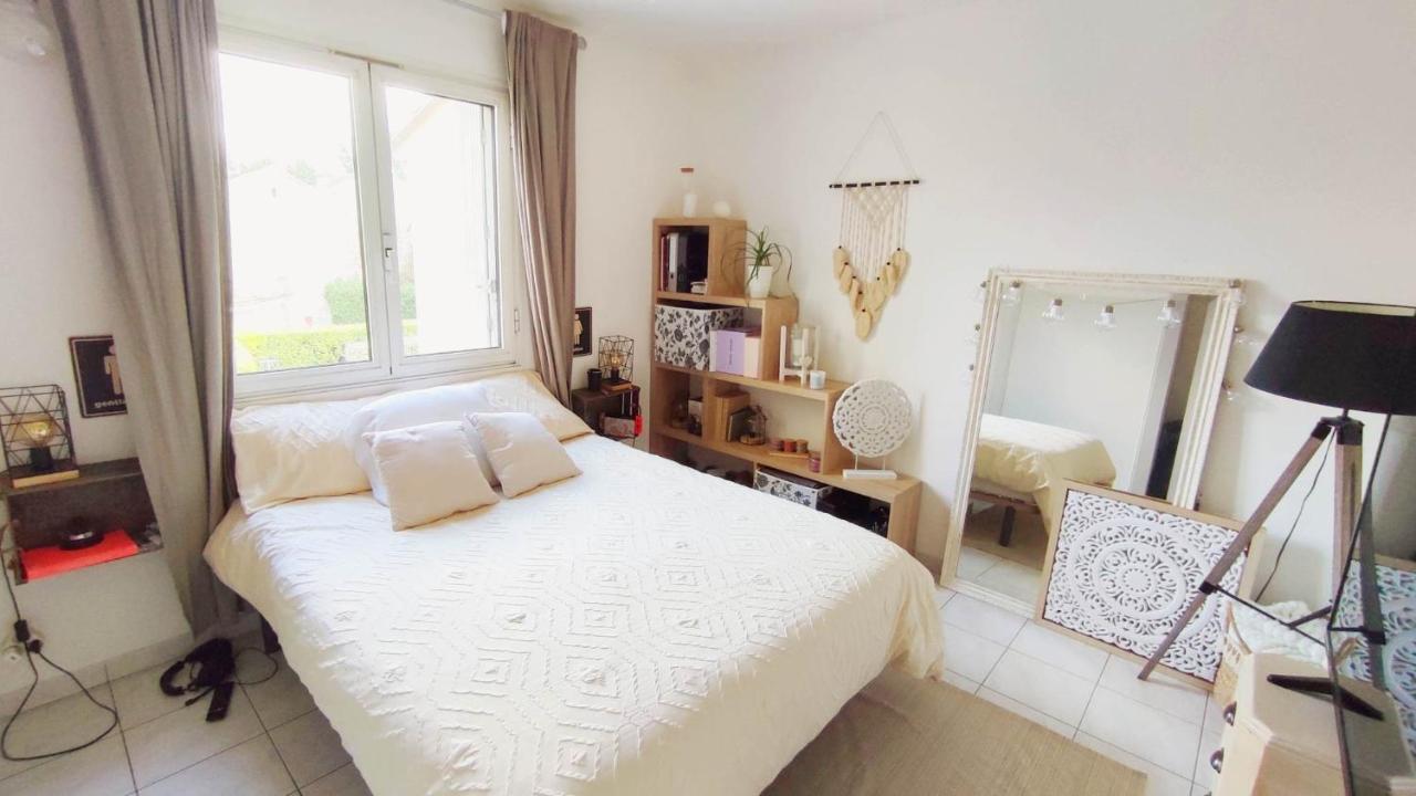 Appartement Un Nid D'Amour à Ruoms Extérieur photo